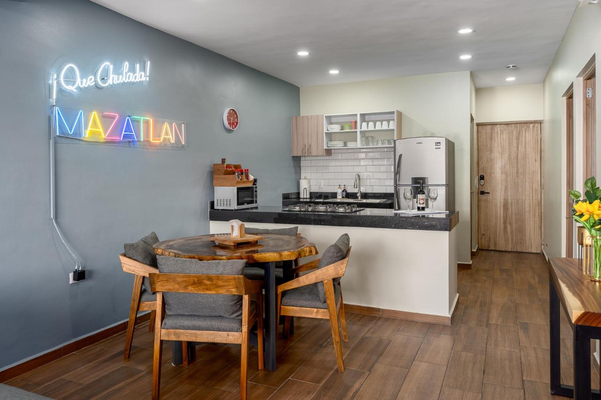 New & Comfy, 5 Star Area, Walk 2 Beach, Pool, Views, King Bed Mazatlán Εξωτερικό φωτογραφία